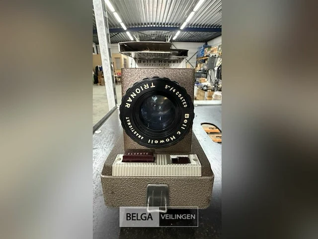 Bell & howell diaprojector - afbeelding 2 van  4