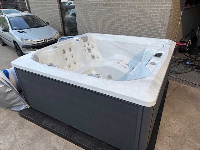 Bellagia spas valencia - bellagia spas valencia - jacuzzi en buitenspa - afbeelding 7 van  14
