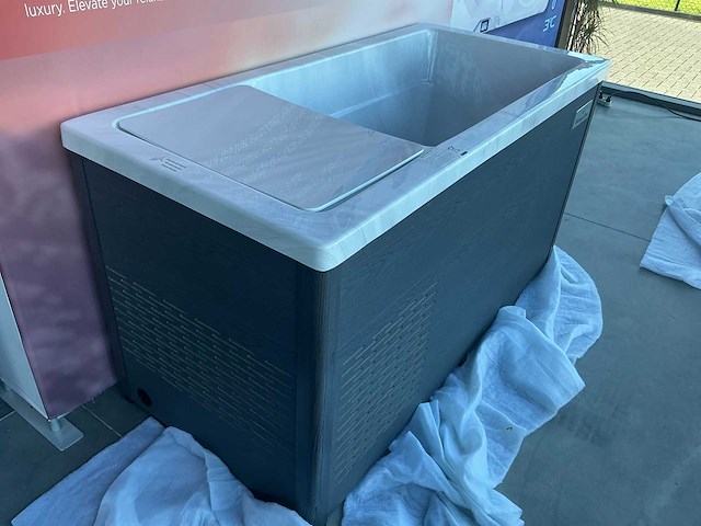 Bellagio spas jacuzzi - afbeelding 5 van  5