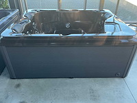 Bellagio spas jacuzzi - afbeelding 1 van  5