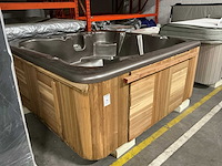 Belle & moi selkirk 2000 jacuzzi - afbeelding 2 van  9