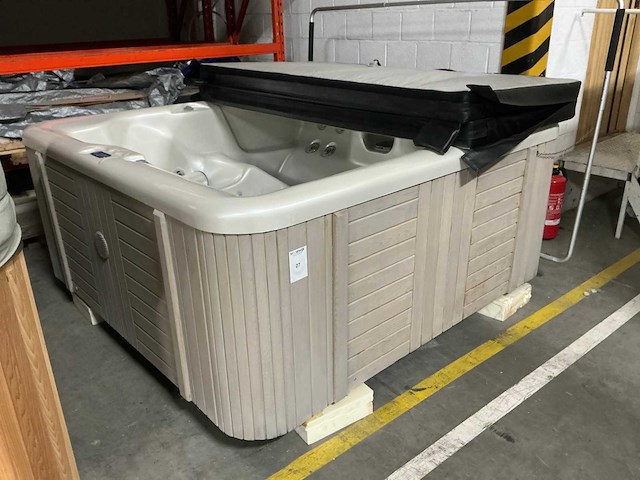 Belle & moi siërra jacuzzi - afbeelding 1 van  11