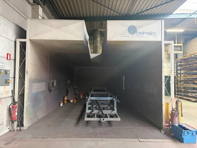 Belmeco 10 meter lengte industriële spuitcabine - afbeelding 4 van  7