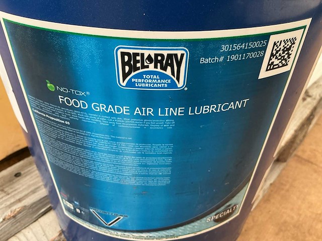 Belray,inhoud 20 liter smeermiddel voor industriële persluchtsystemen - afbeelding 2 van  3