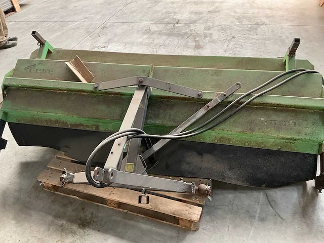 Bema onkruidborstel tractor - afbeelding 7 van  8