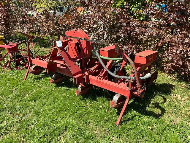 Bénac supair 100 precisiezaaimachine - afbeelding 1 van  6