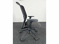 Bene - 6-persoons werkplaats inclusief 6 x vitra id bureaustoelen - bureau - afbeelding 11 van  14