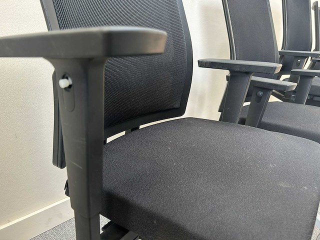 Bene - b-run - bureaustoel (4x) - afbeelding 4 van  7