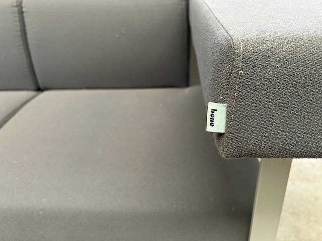Bene - design wachtbank - afbeelding 5 van  5