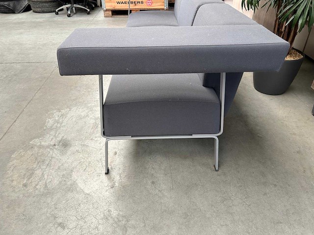 Bene - design wachtbank - afbeelding 4 van  5