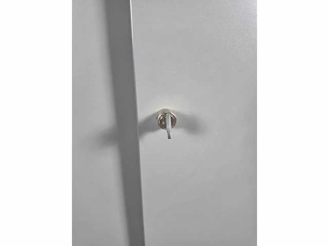 Bene - schuifdeurkast - archiefkasten - afbeelding 5 van  8