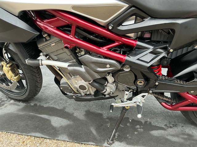 Benelli tre-k 1130 motorfiets - afbeelding 6 van  30