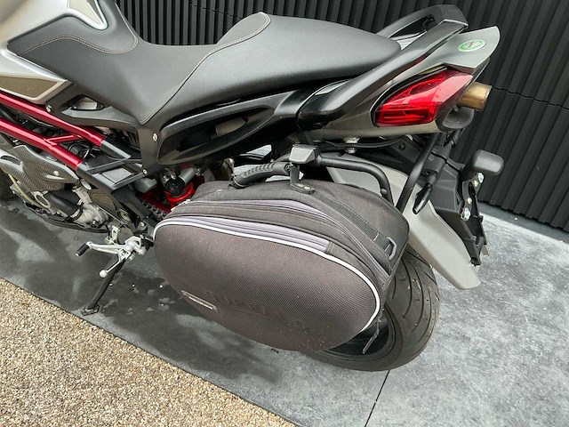 Benelli tre-k 1130 motorfiets - afbeelding 7 van  30