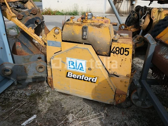 Benford 2-65b 2-rol bodemverdichter - afbeelding 1 van  12