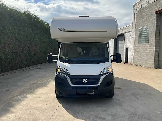 Benimar sport 323 camper - afbeelding 2 van  97