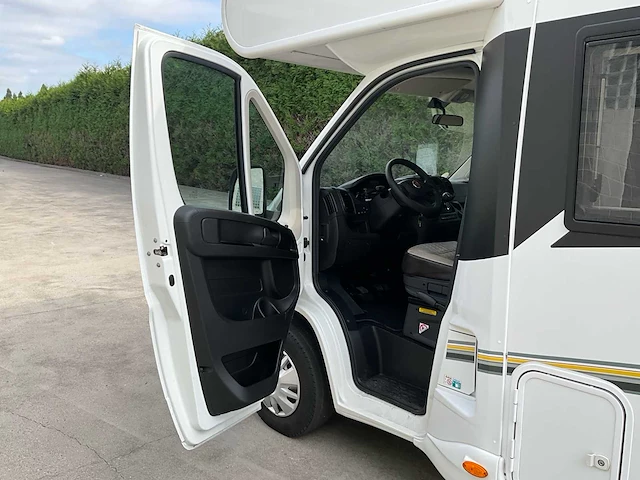 Benimar sport 323 camper - afbeelding 3 van  97