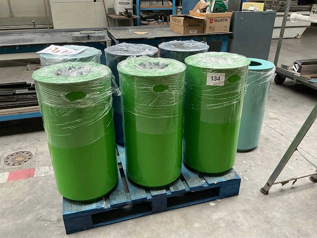 Benito metalen design vuilnisbak (7x) - afbeelding 1 van  4