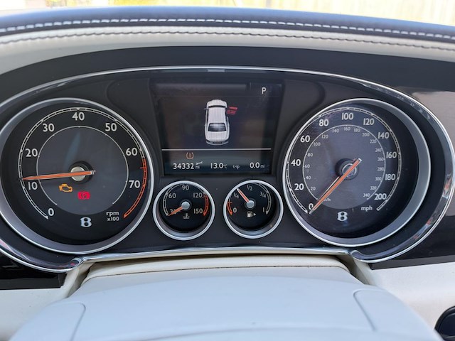 Bentley flying spur v8, 2015 - afbeelding 20 van  44