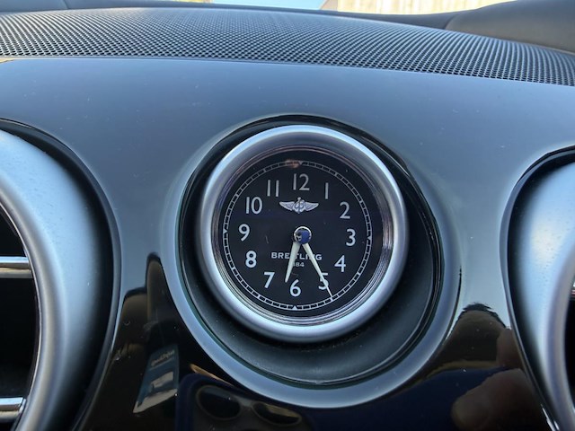 Bentley flying spur v8, 2015 - afbeelding 26 van  44