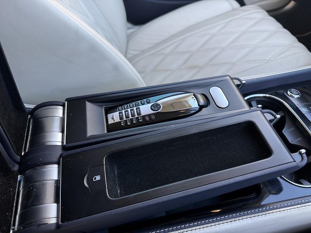 Bentley flying spur v8, 2015 - afbeelding 28 van  44