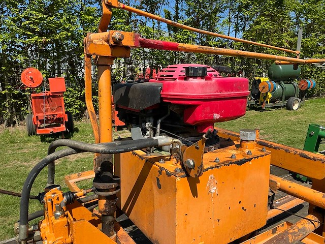 Benzine aangedreven paloxwagen - afbeelding 5 van  5