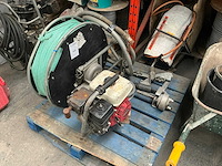 Benzine aangedreven trekkoord - afbeelding 1 van  8