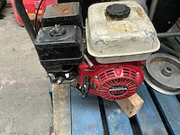 Benzine aangedreven trekkoord - afbeelding 5 van  8