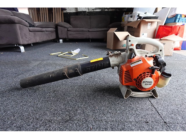 Benzine bladblazer stihl - afbeelding 1 van  3