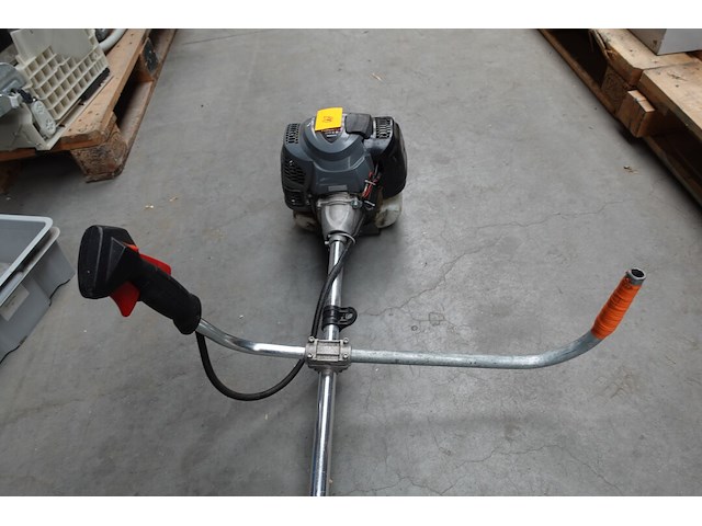 Benzine bosmaaier power plus - afbeelding 5 van  7