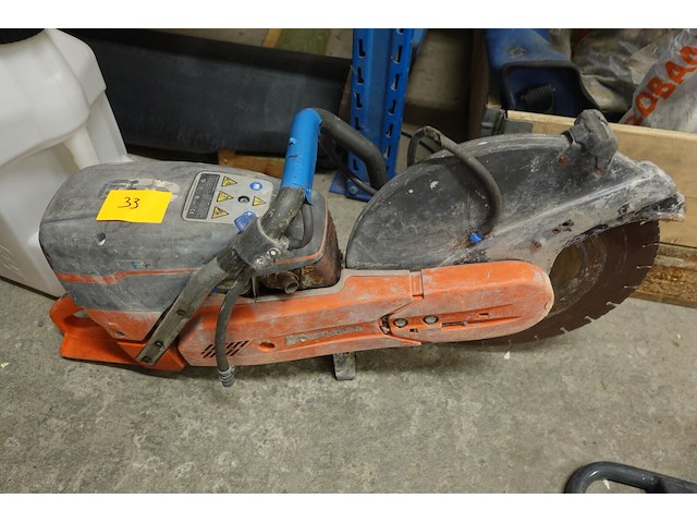 Benzine doorslijpmachine huscvarna - afbeelding 2 van  5
