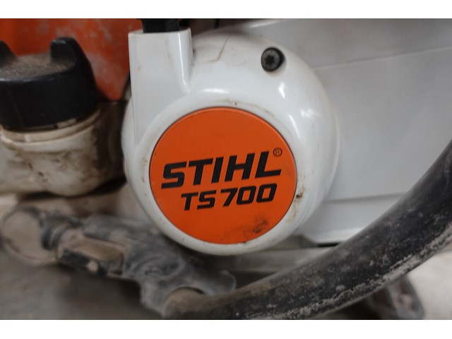 Benzine doorslijpmachine stihl - afbeelding 4 van  5