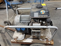 Benzine generator bosch g2400s - afbeelding 2 van  7