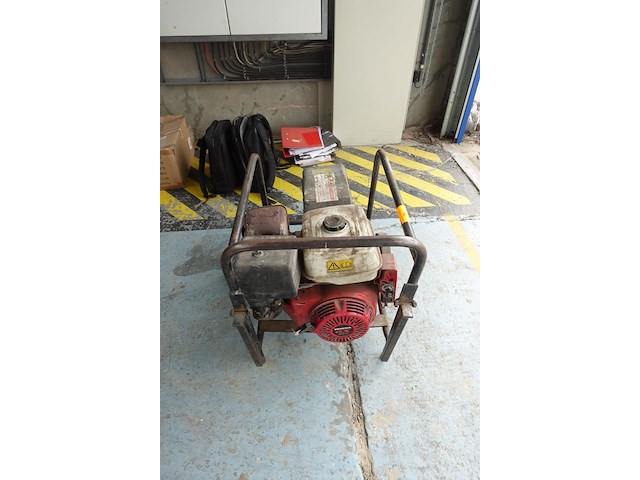 Benzine generator gimini - afbeelding 2 van  7