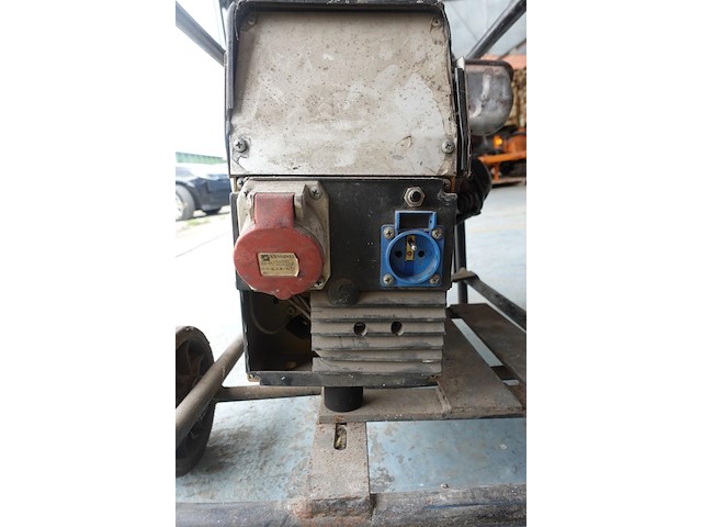 Benzine generator gimini - afbeelding 6 van  7
