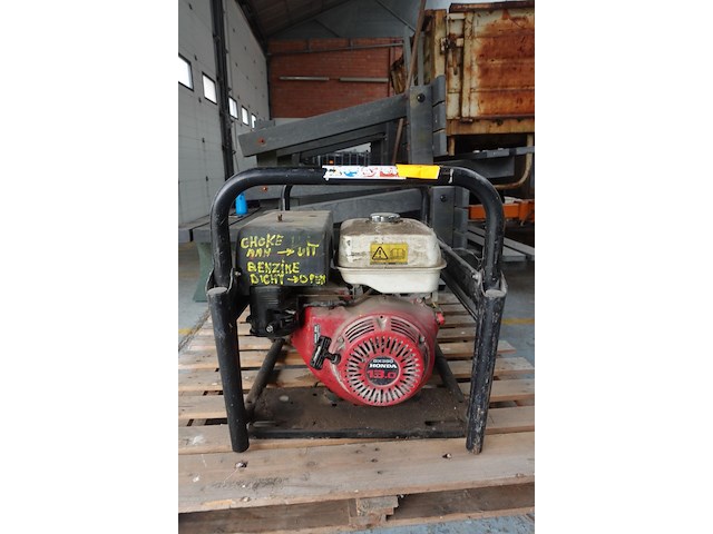 Benzine generator sdmo - afbeelding 7 van  10