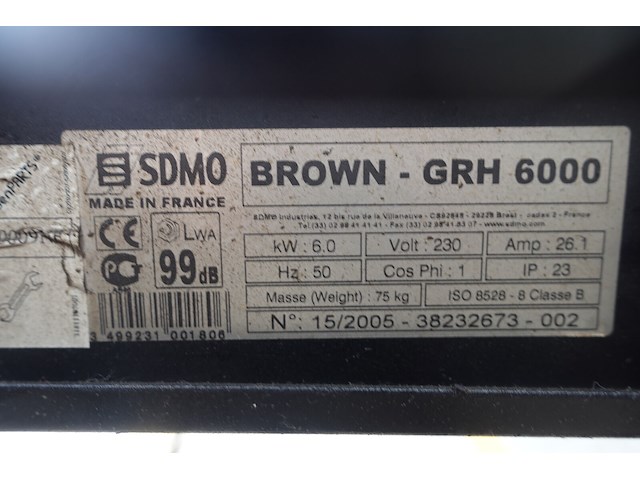 Benzine generator sdmo - afbeelding 9 van  10