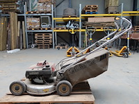 Benzine grasmaaier honda - afbeelding 2 van  4