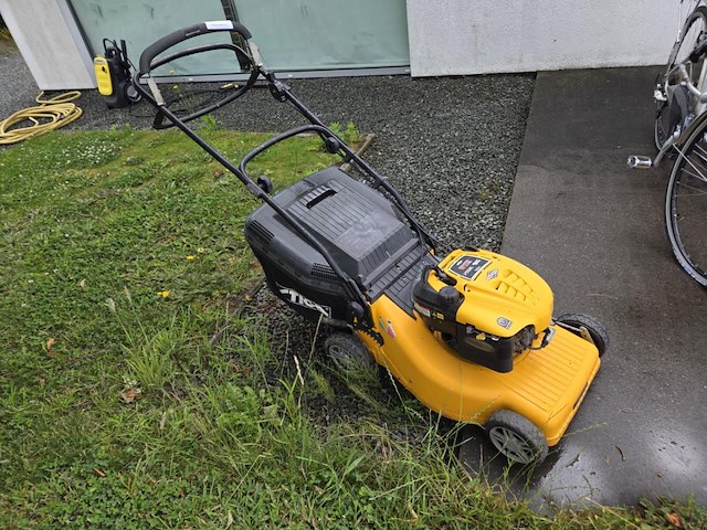 Benzine grasmachine briggs&stratton 675 series - afbeelding 3 van  6
