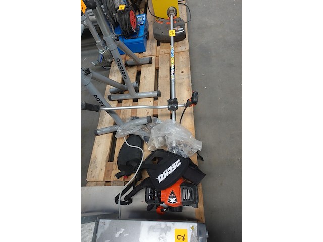 Benzine kantenmaaier echo - afbeelding 1 van  6