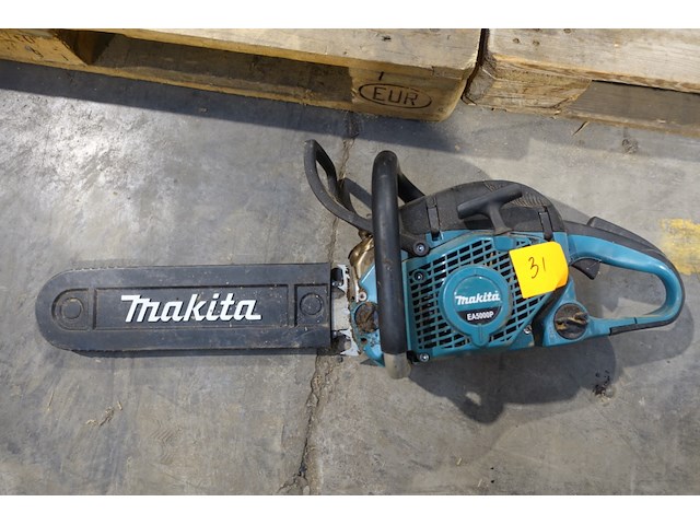 Benzine kettingzaag makita - afbeelding 1 van  2