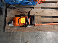 Benzine kettingzaagmachine stihl - afbeelding 4 van  4