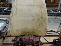 Benzine rugsproeier