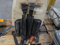 Benzine rugsproeier - afbeelding 4 van  5