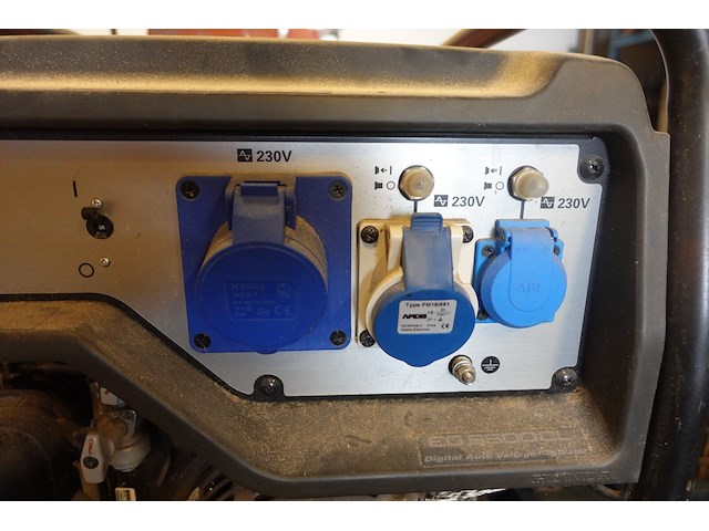 Benzine-stroomgenerator honda - afbeelding 5 van  5