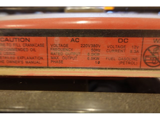 Benzine-stroomgenerator swiss kraft - afbeelding 4 van  4
