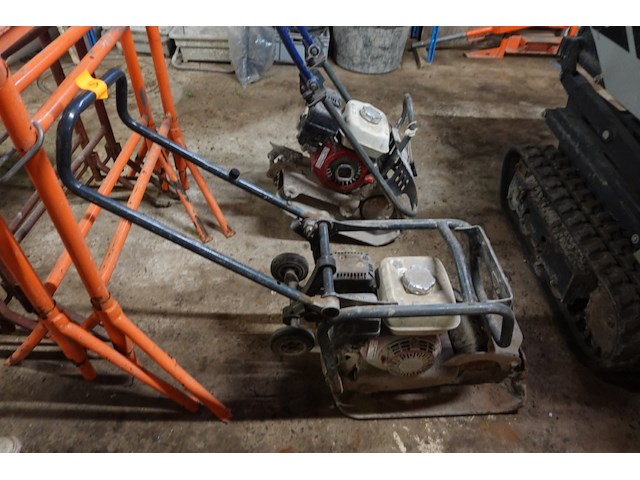 Benzine trilplaat - afbeelding 1 van  2