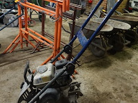 Benzine trilplaat - afbeelding 1 van  2