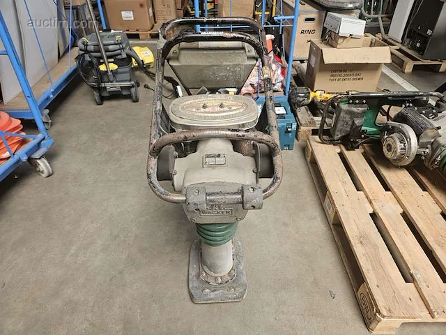 Benzine trilstamper wacker bs52y - afbeelding 1 van  6
