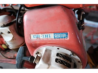 Benzine tweewielige tractor merken en model onleesbaar - afbeelding 9 van  16