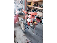 Benzine tweewielige tractor merken en model onleesbaar - afbeelding 12 van  16